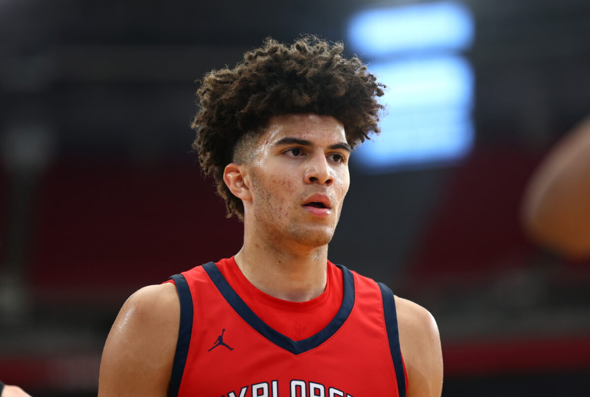 Duke commit Cameron Boozer picks Blue Devils as 2025 national championship favorites