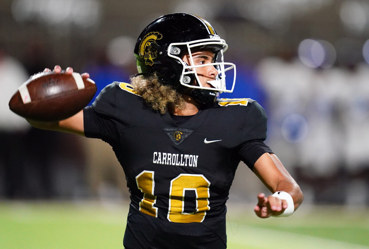 Expert predicts five-star QB Julian Lewis to flip from USC to Colorado