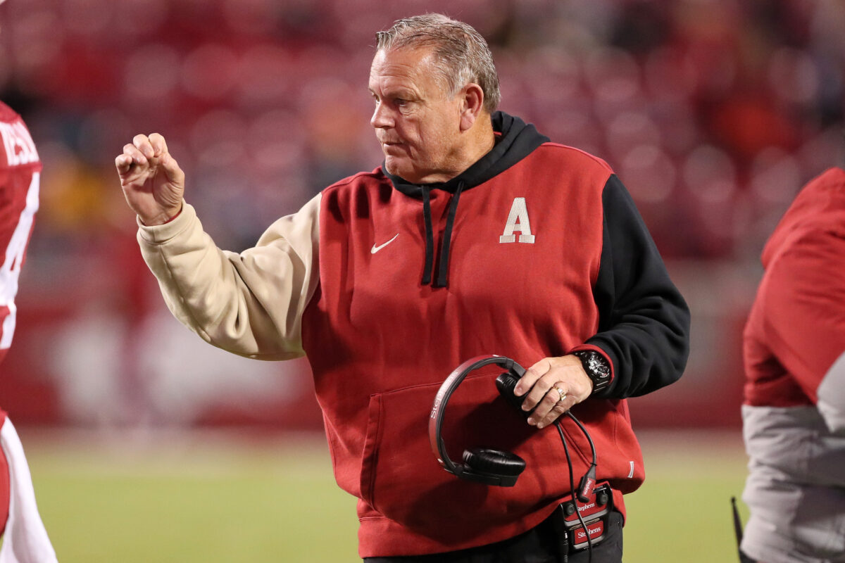 Arkansas head coach has high praise for Longhorns ahead of Week 12 clash