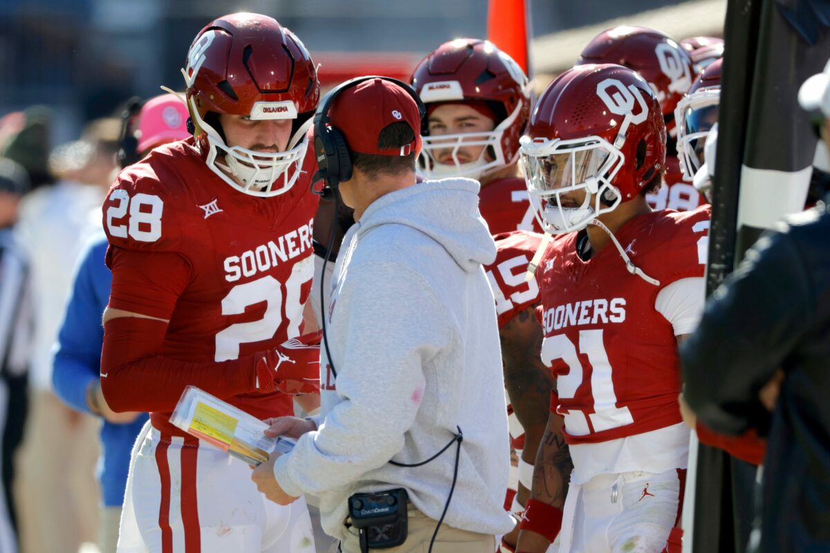 Oklahoma LB Danny Stutsman has ‘no doubt’ in Brent Venables