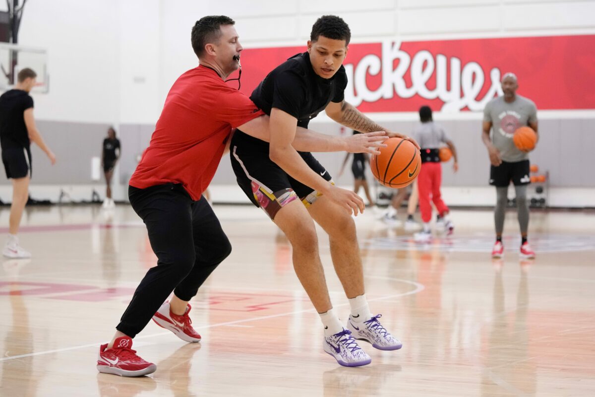 Ohio State basketball freshman guard erupts in upset win over Texas