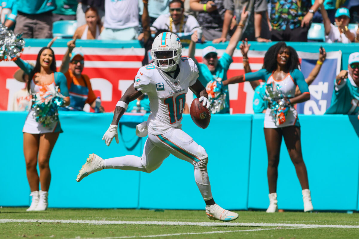 Is Tyreek Hill playing today? Injury updates for Dolphins WR