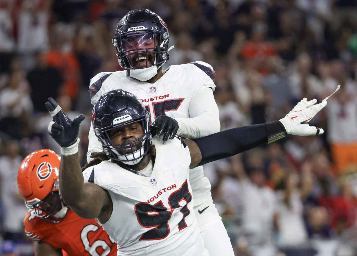 Texans gain back DL following four-game suspension before Cowboys game