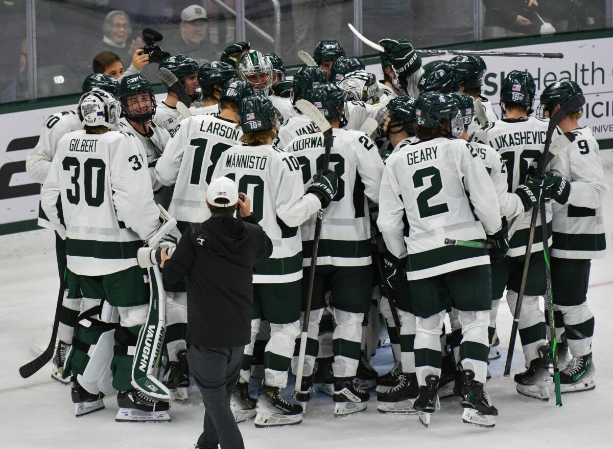 MSU hockey dominates Lindenwood to open weekend series