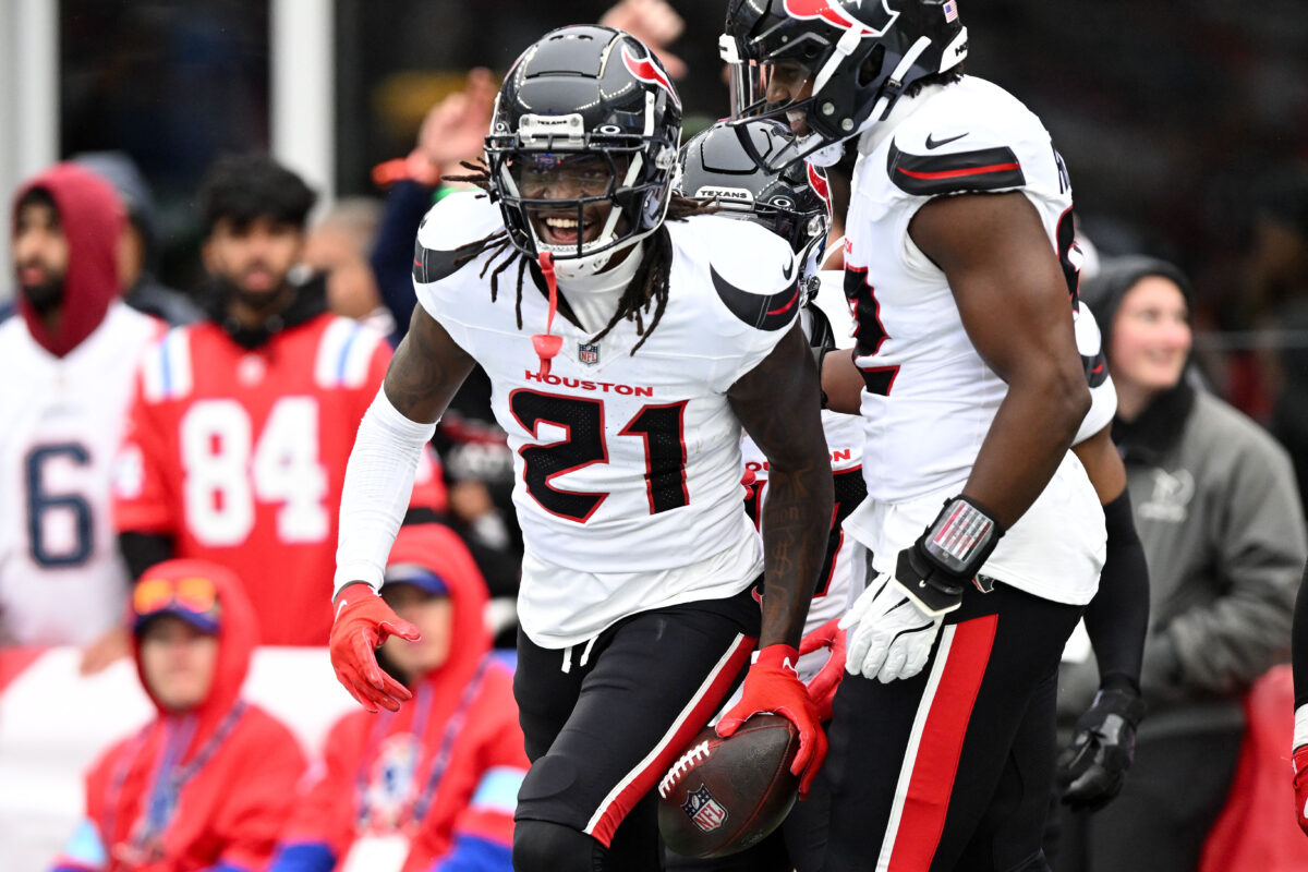 Watch: Calen Bullock records Texans fifth interception vs. Jared Goff