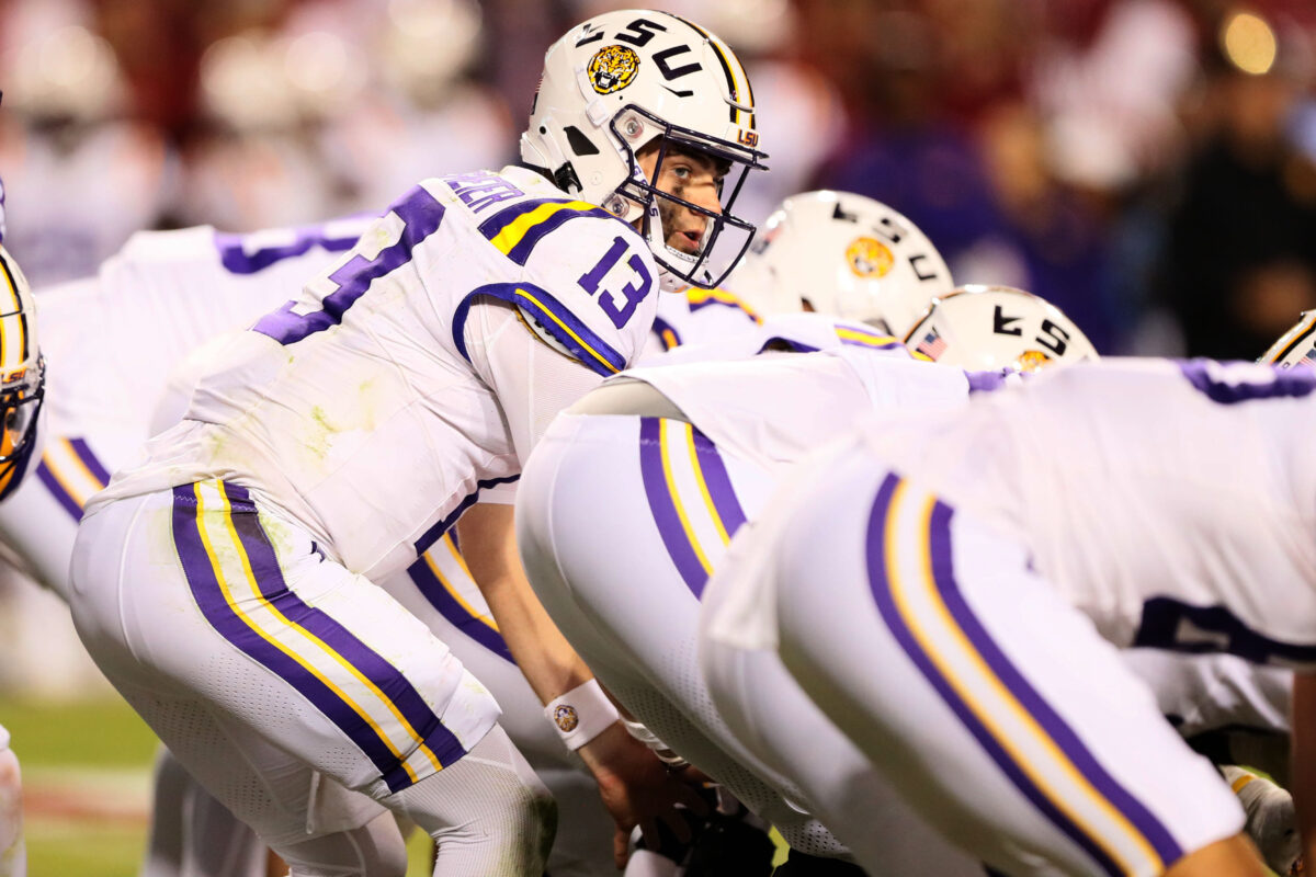 LSU to wear white helmets with new golds for Vanderbilt game