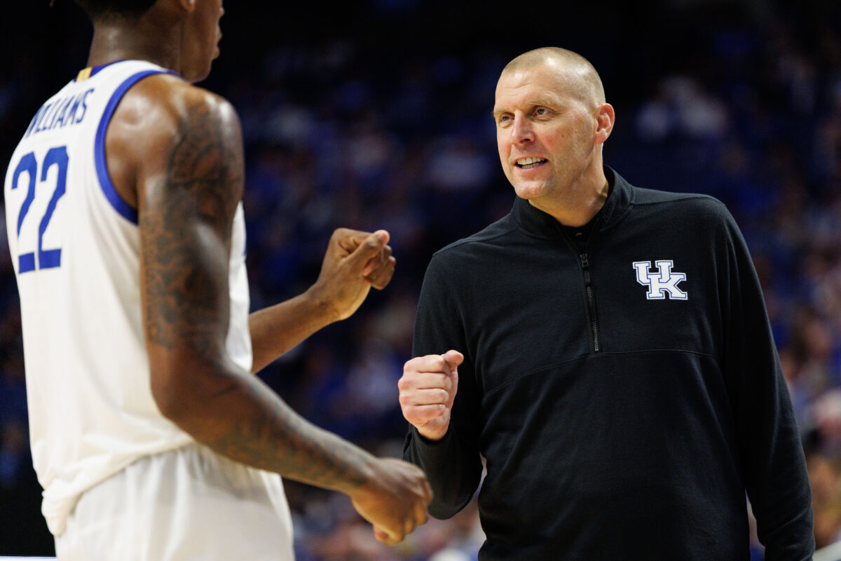 A Kentucky big man is nominated for the Kareem Abdul-Jabbar award