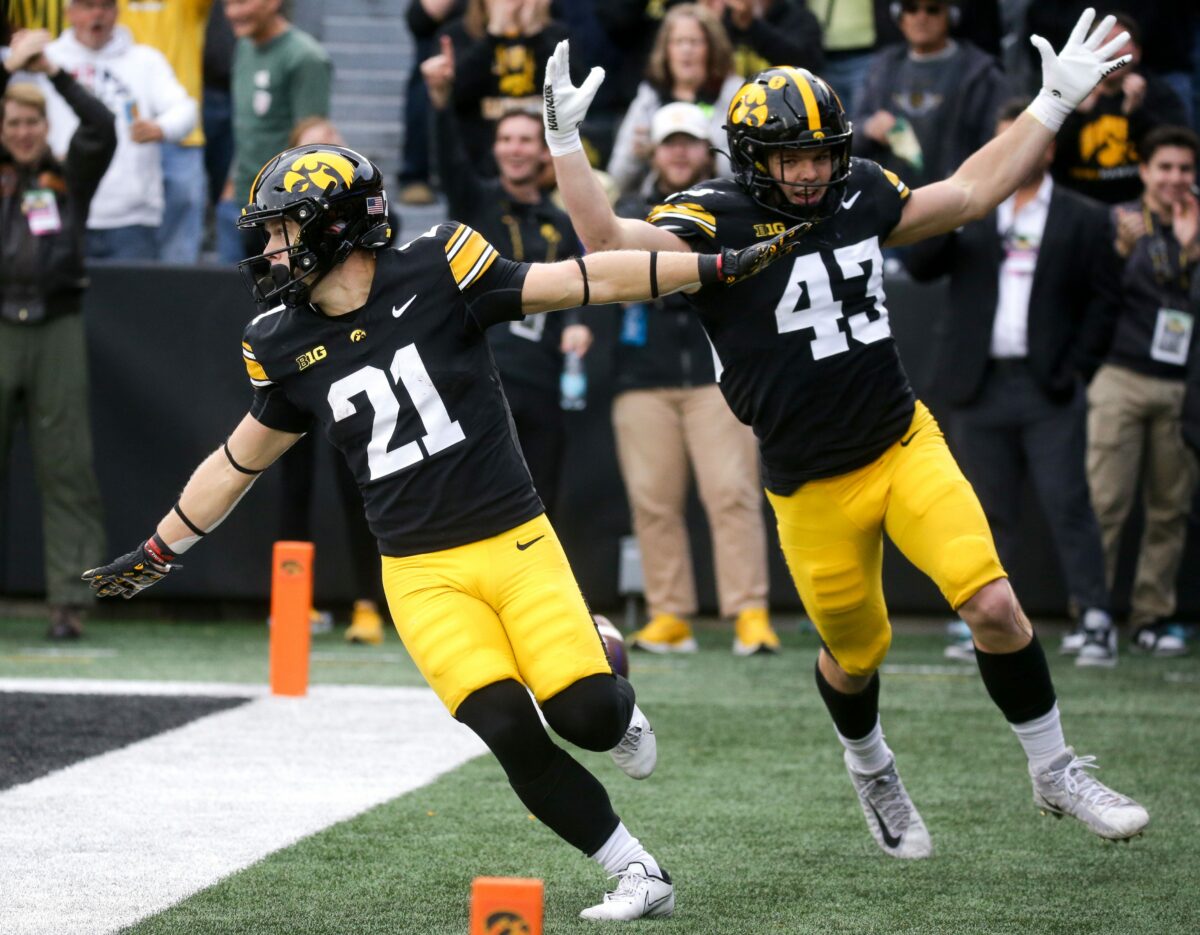 Iowa Hawkeyes return specialist Kaden Wetjen named Burlsworth Trophy semifinalist