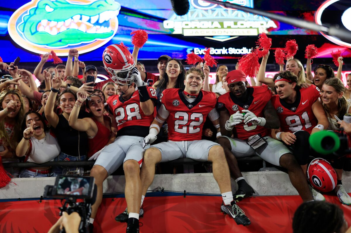 Did Georgia’s Jake Pope really celebrate with Ole Miss fans on field after Bulldogs lost?