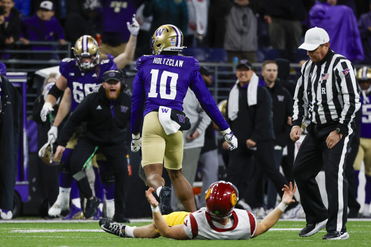 The best photos from Washington’s 26-21 win over USC