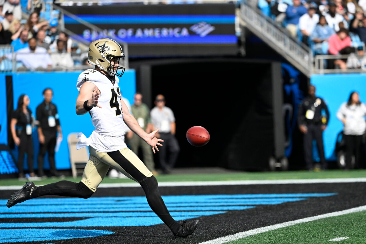 Saints punter Matt Hayball fools Panthers on fake punt