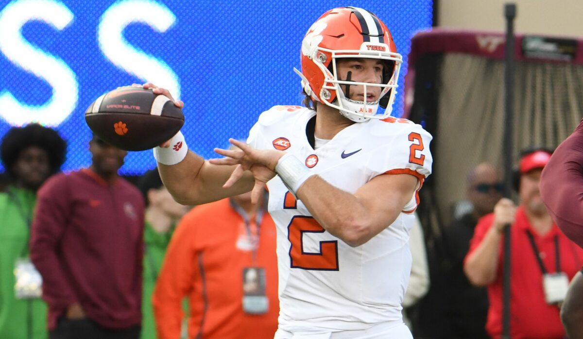 Clemson at Pitt odds, picks and predictions