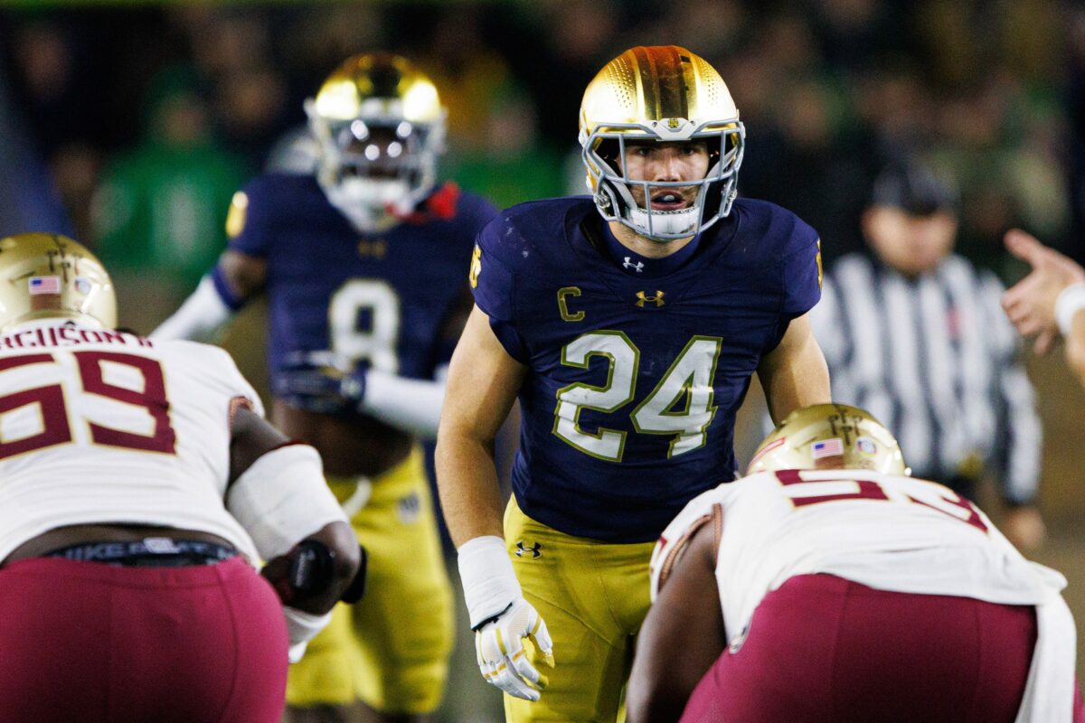 Notre Dame linebacker marks historic occasion against Virginia