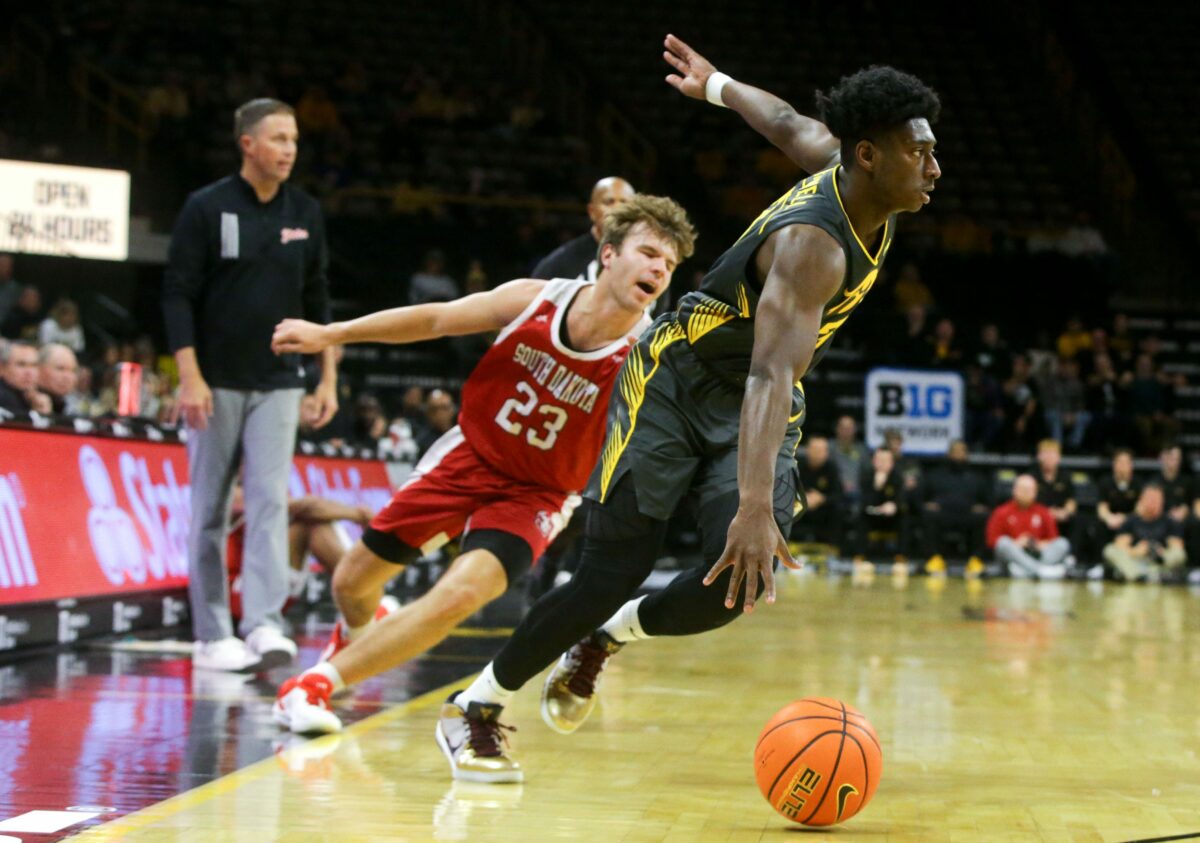 Iowa basketball remains on bubble despite Washington State win