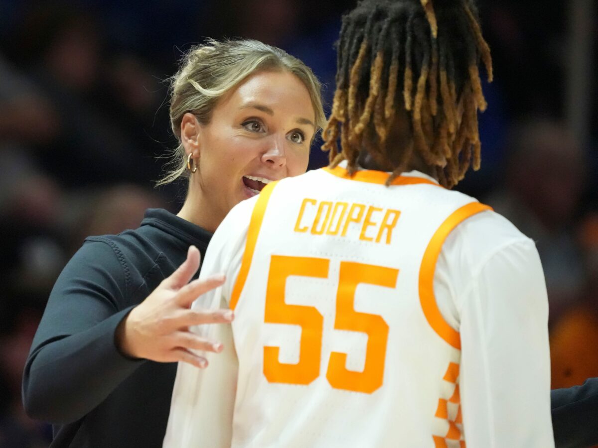 How to watch Lady Vols vs Liberty: Time, TV channel