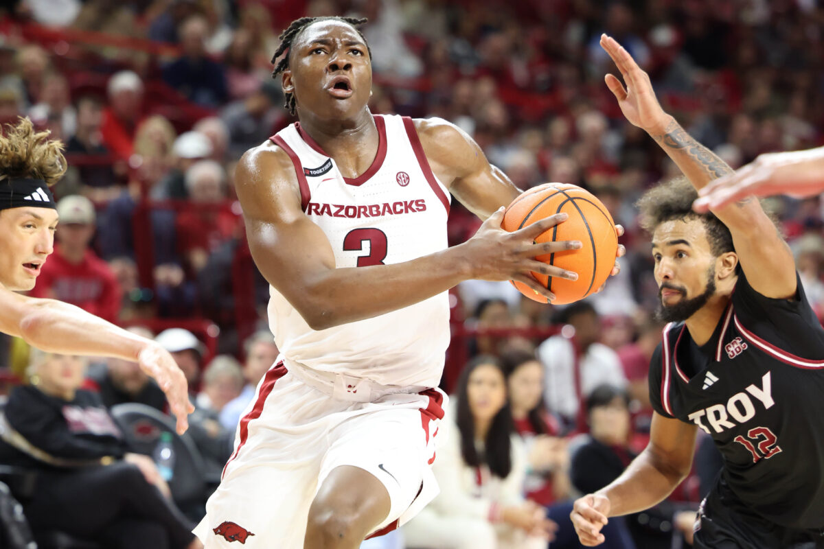 Pacific at Arkansas odds, picks and predictions