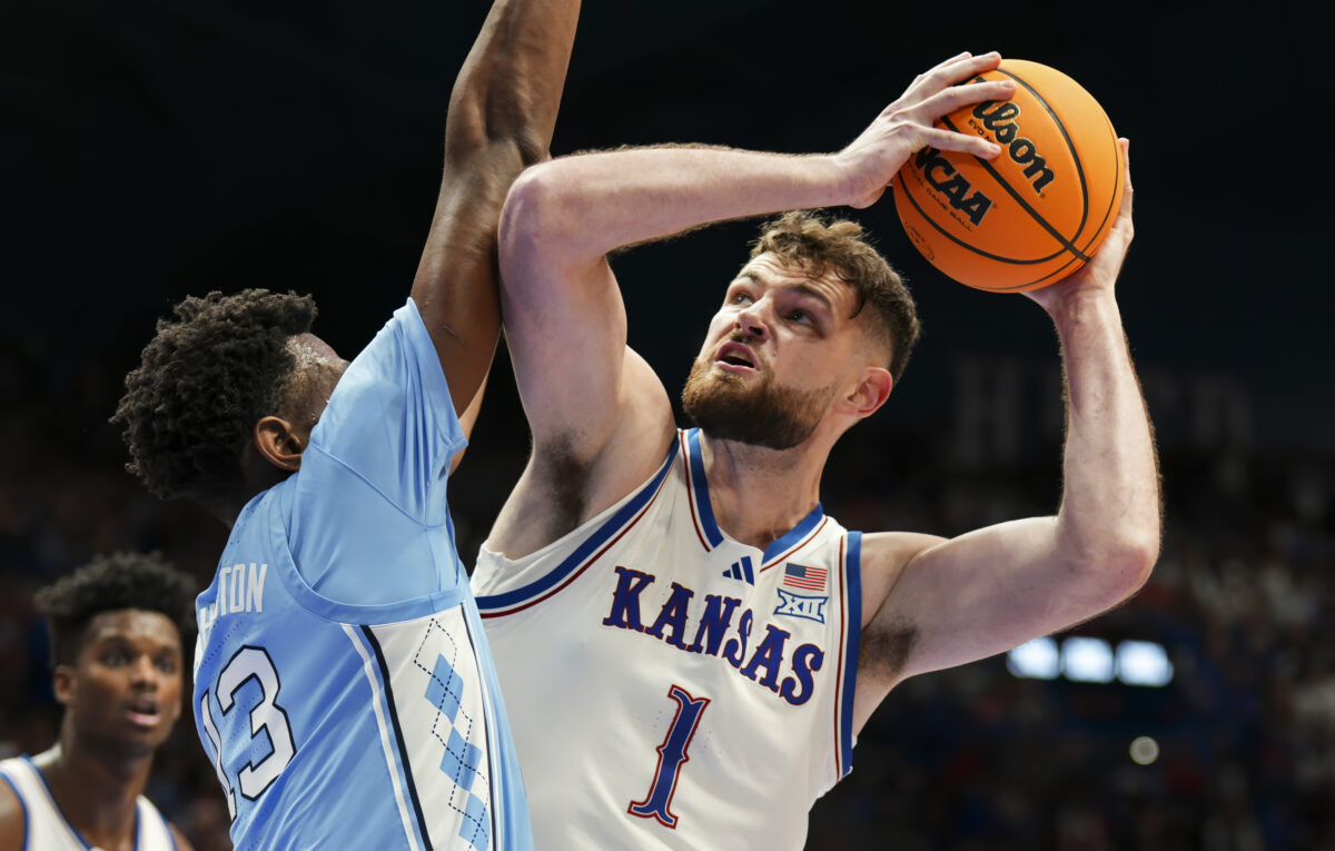 UNC-Wilmington at Kansas odds, picks and predictions