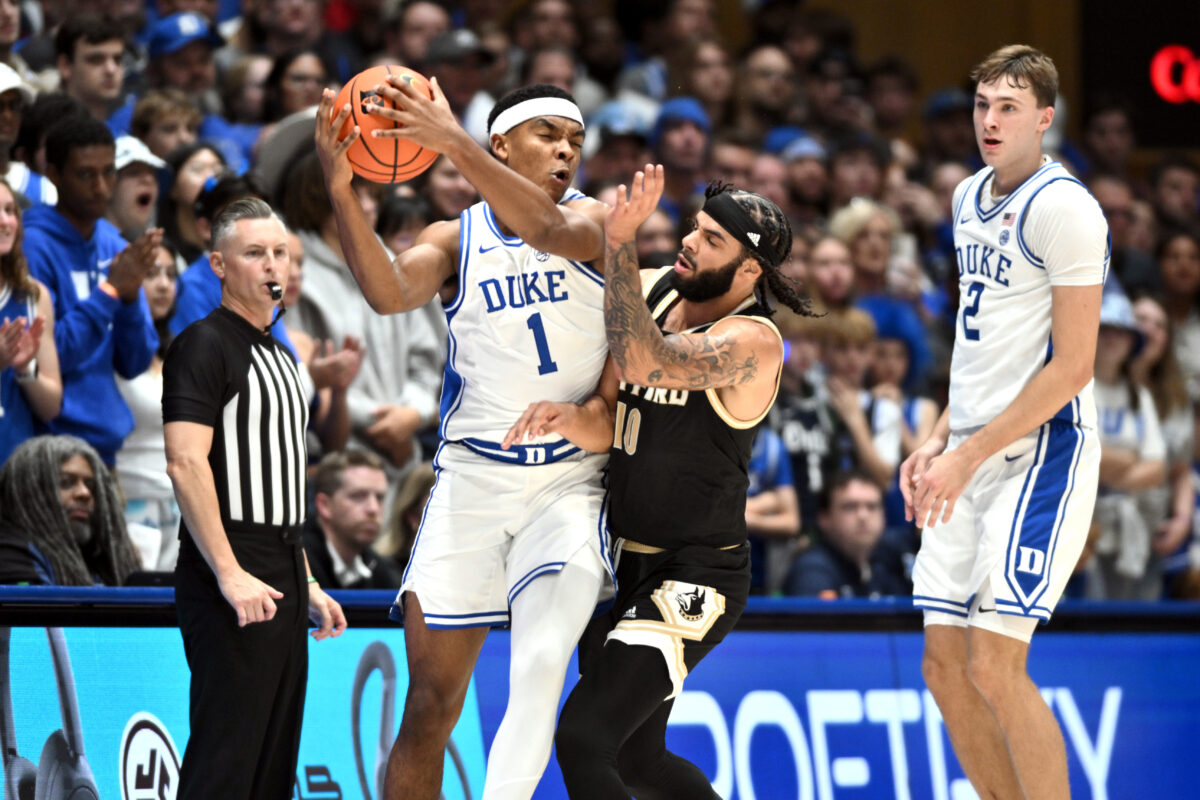 Duke basketball narrowly hangs within the top 10 of the USA TODAY Sports Coaches Poll