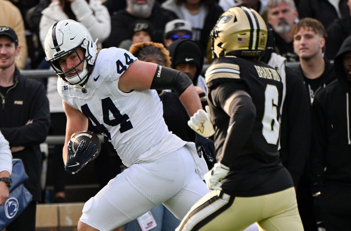 Tyelr Warren breaks Penn State TE touchdown reception record