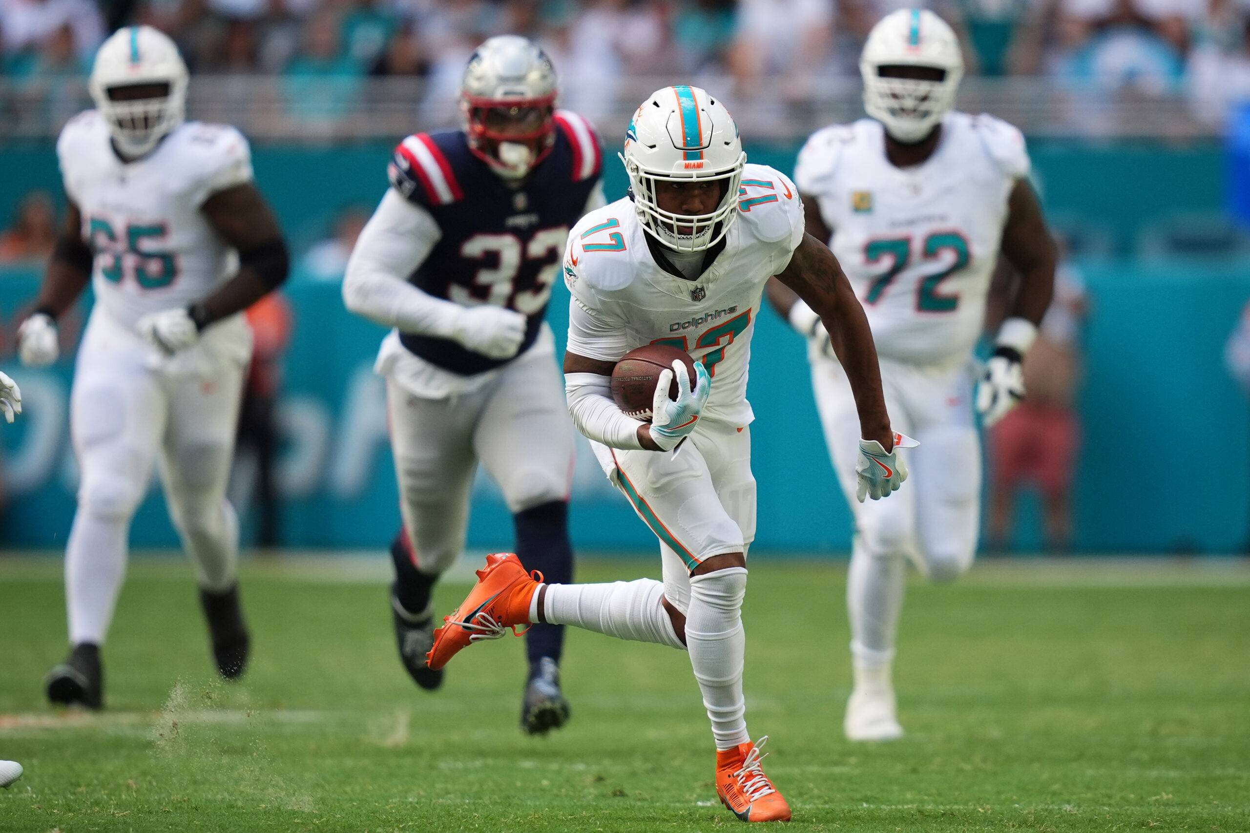 Dolphins player of the game, Week 12: WR Jaylen Waddle