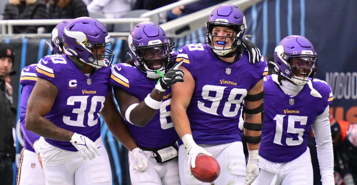 First look: Arizona Cardinals at Minnesota Vikings odds and lines