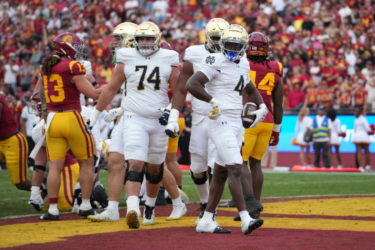 Notre Dame football fends off USC, finishes regular season with 10-game win streak