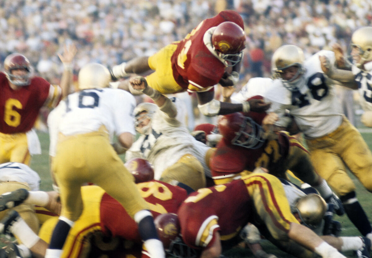 USC football players need to perform like it’s 1972 against Nebraska