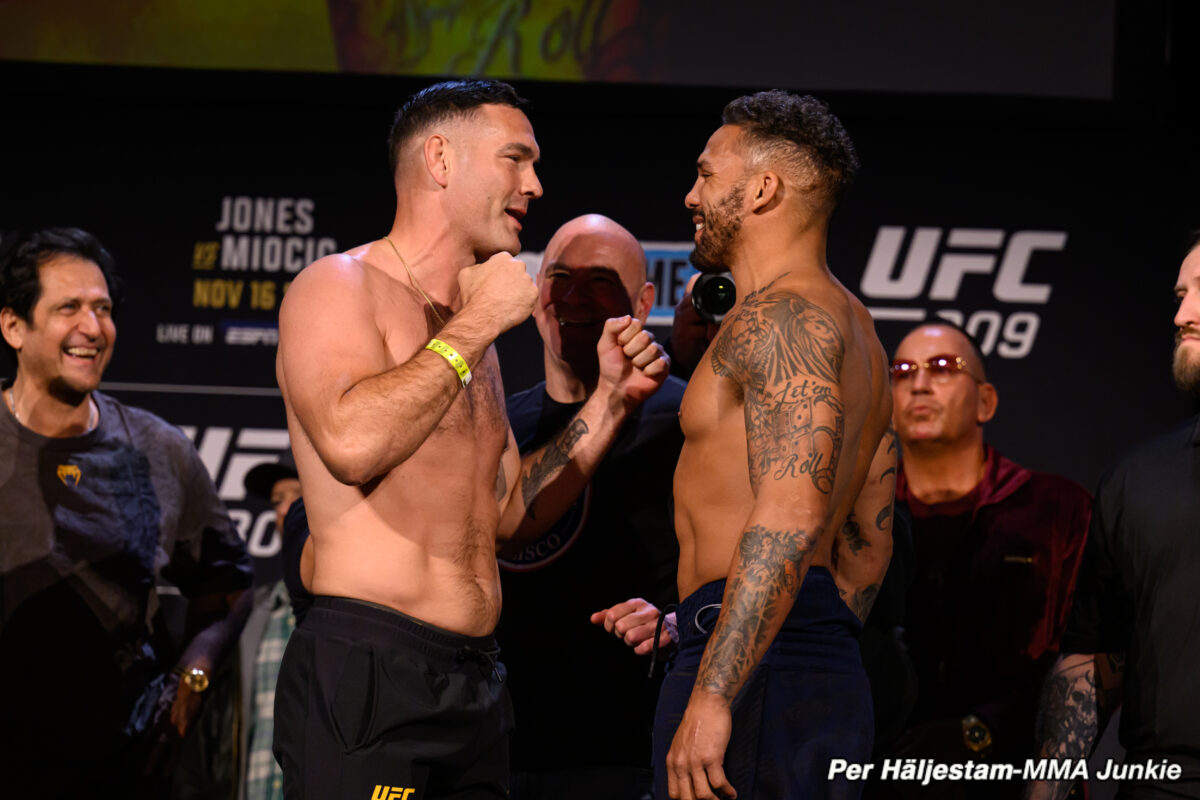 UFC squeezes Chris Weidman vs. Eryk Anders rebooking onto 2024 schedule