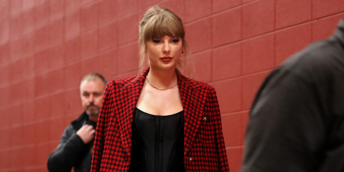 Taylor Swift’s security alertedly stopped photographers from taking invasive photos before Chiefs-Broncos