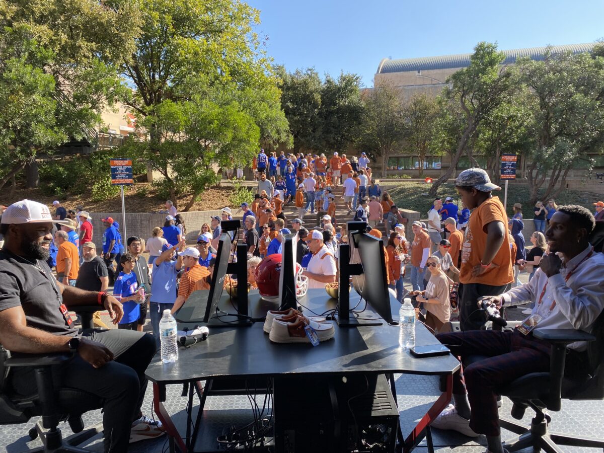 Unique tour gives fans EA College Football 25 competitions at DKR before Texas game