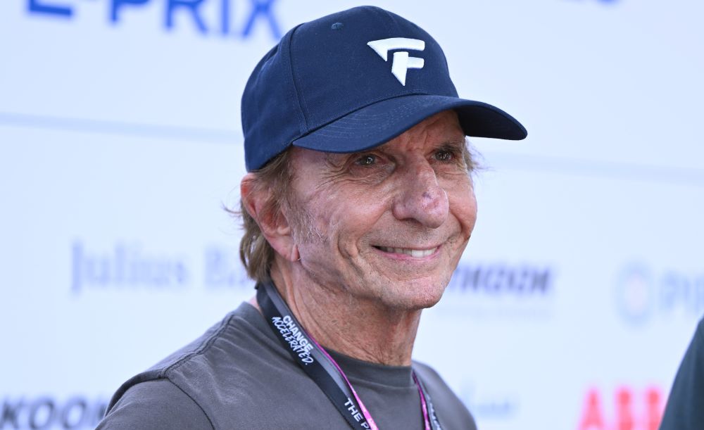 Russell/Verstappen sniping a good thing, says F1 and Indy legend Fittipaldi