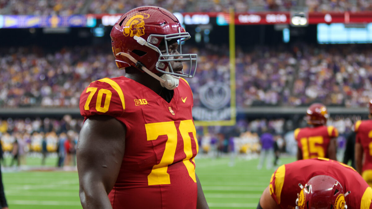 Offensive lineman Emmanuel Pregnon will return to USC in 2025