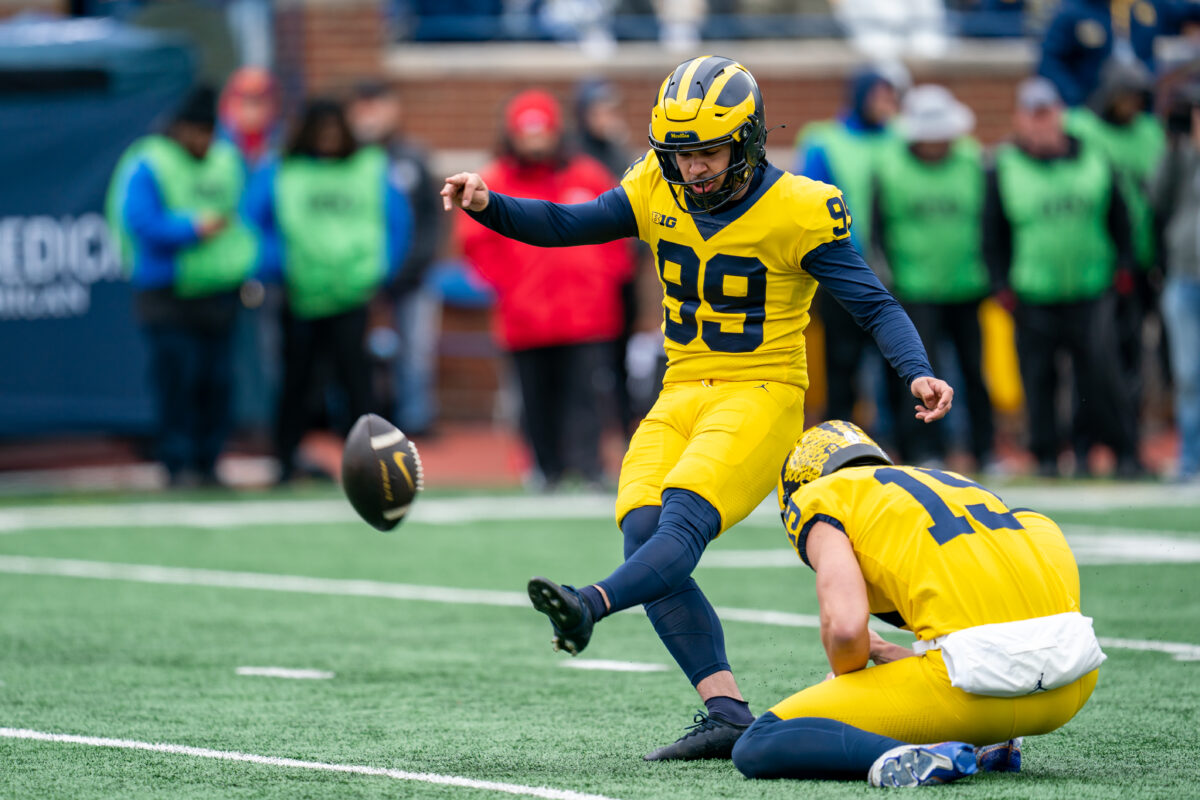 Tar Heels add transfer portal committment from ex-Michigan kicker