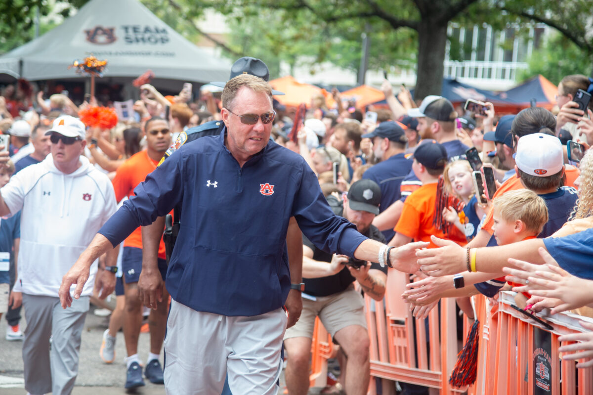 Auburn football officially signs five-star EDGE Jared Smith