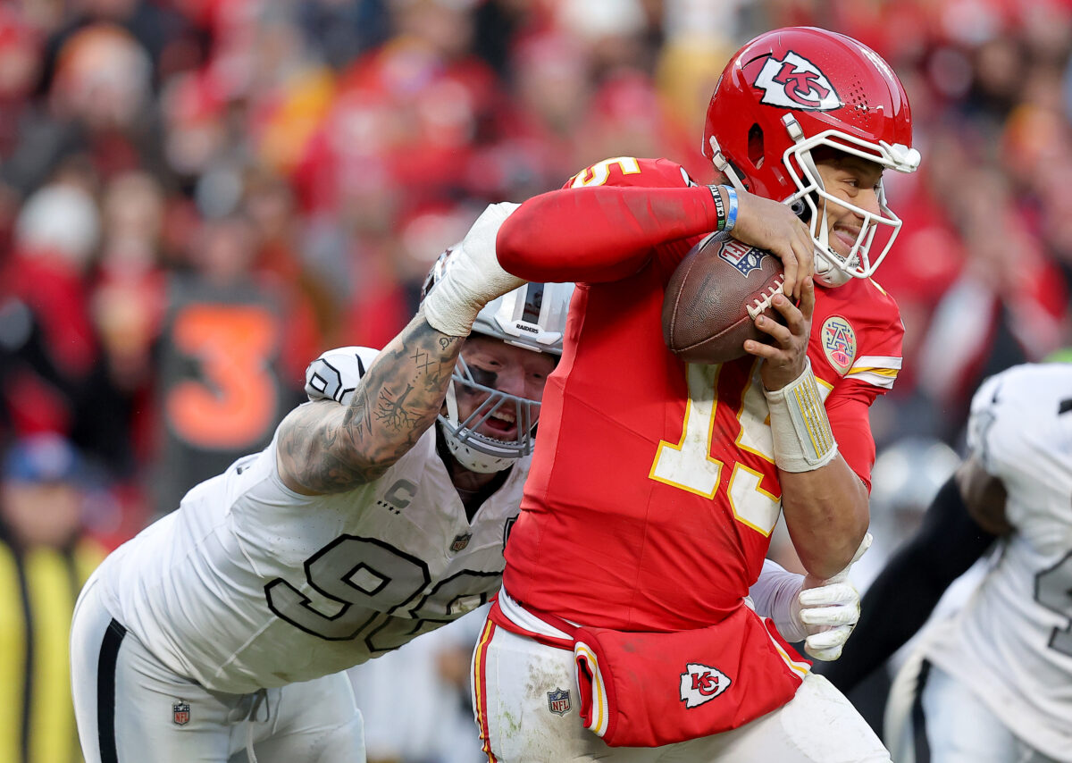 Chiefs QB Patrick Mahomes comments on the left tackle position this season: ‘We got a lot of young guys’