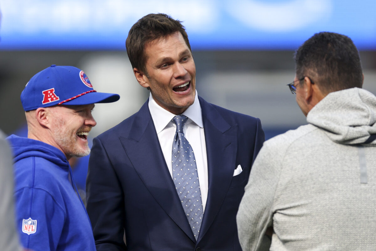 Josh Allen, Bills, link up with Tom Brady pre-Rams kickoff (video)