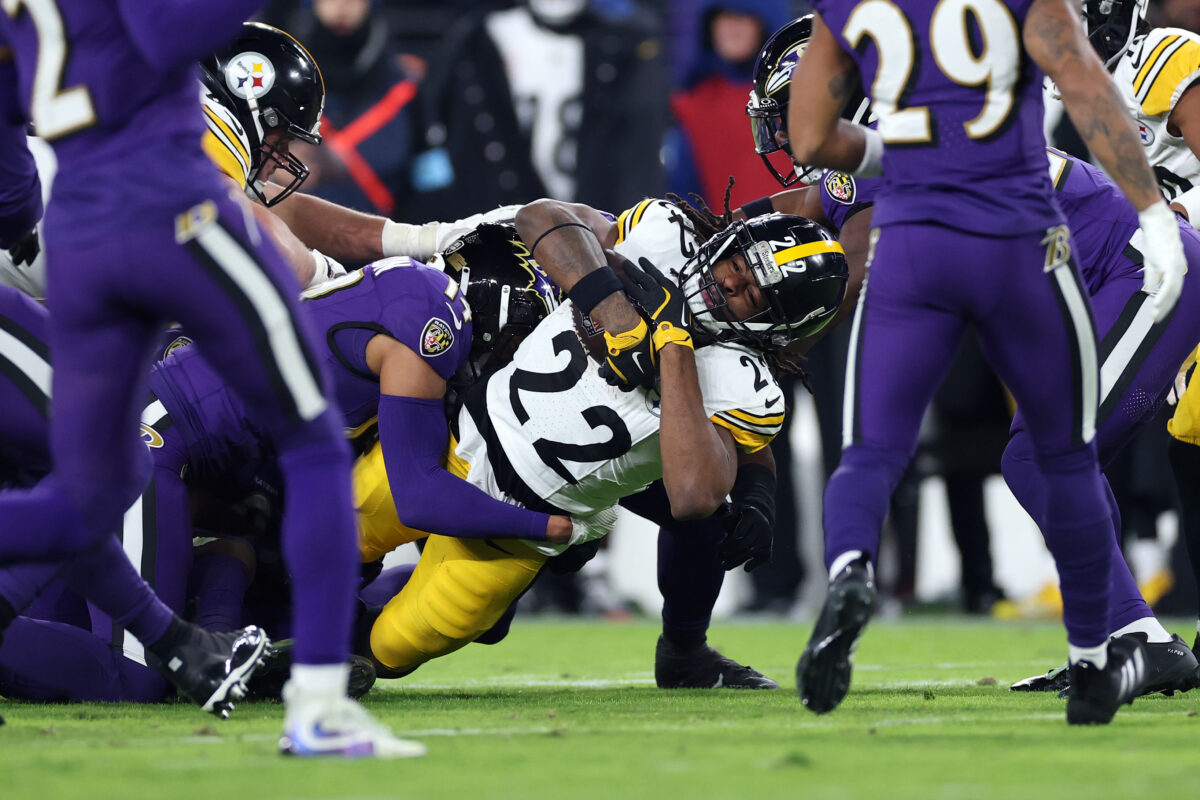 Kyle Hamilton put the Hammer down on the Steelers; Ravens win 34-17