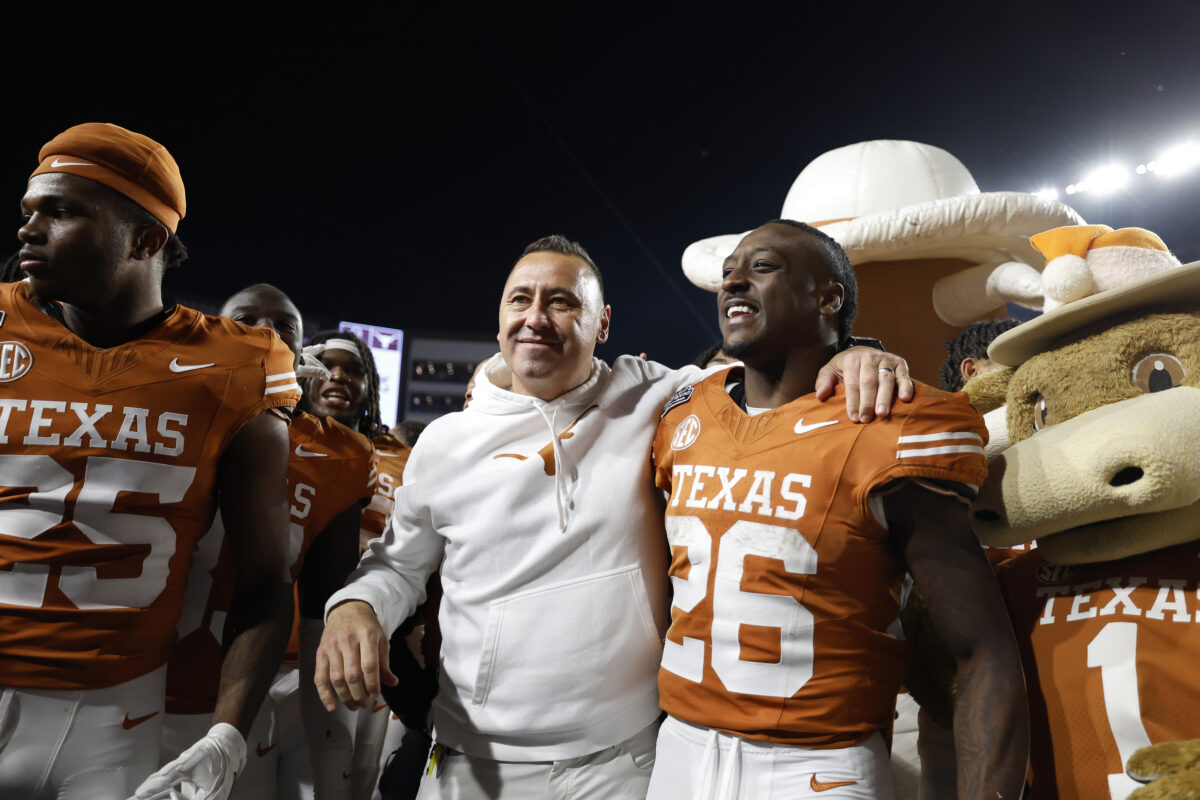 Texas holds off Clemson 38-24, will face Arizona State in quarterfinals of CFP