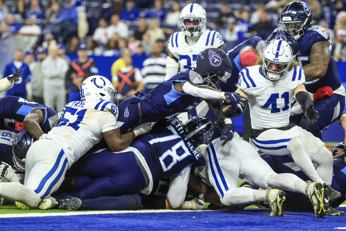 Titans vs. Colts: Best photos from Week 16