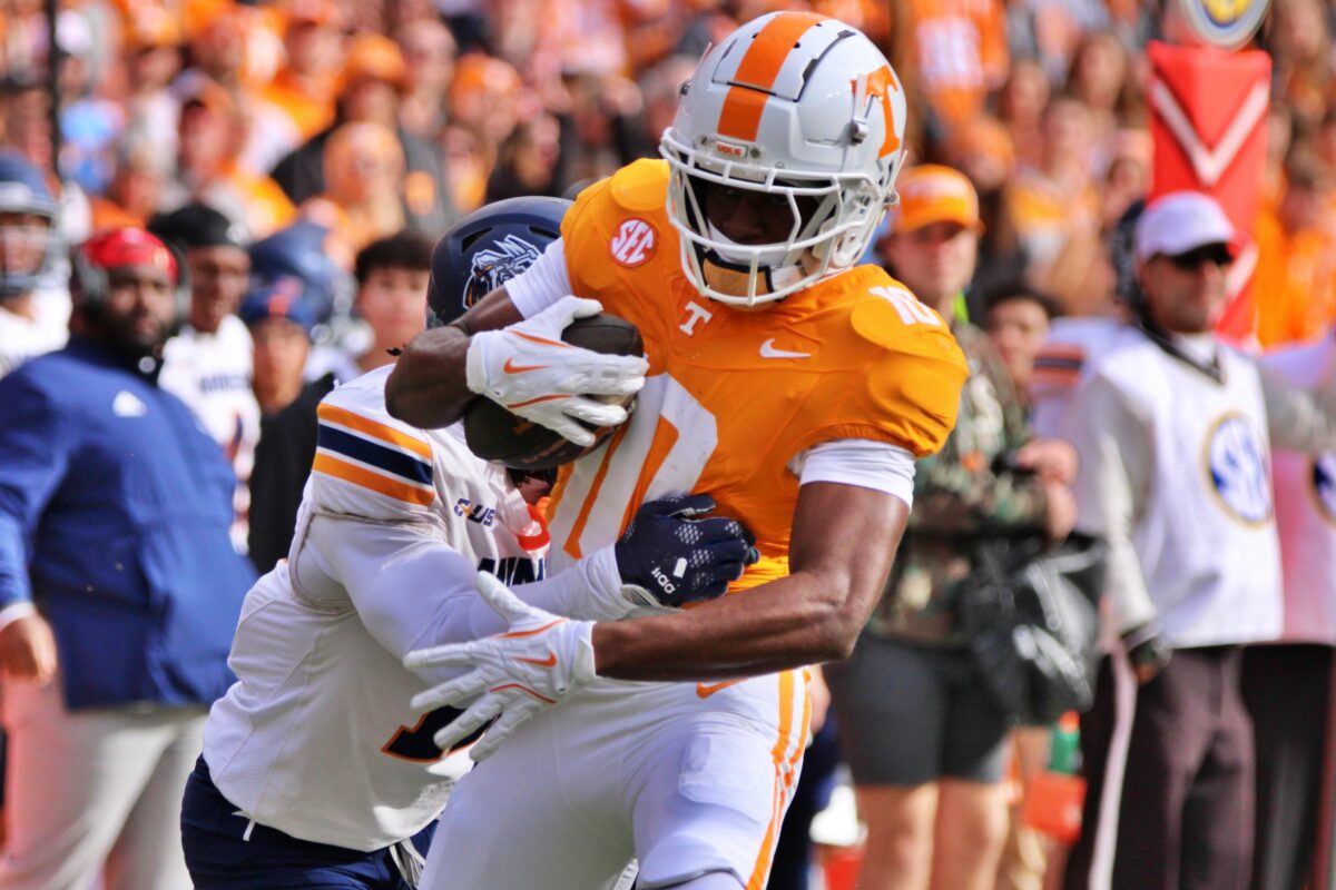 Tennessee freshman wide receiver plans to enter NCAA transfer portal