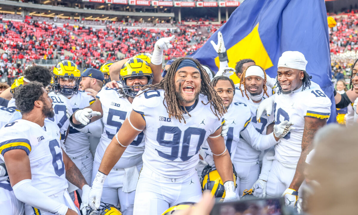 Ohio lawmaker wants to make flag-planting at Ohio Stadium a felony