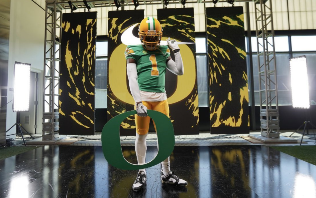 Where Oregon Ducks 2025 class ranks after multiple 5-star flips in Early Signing Period