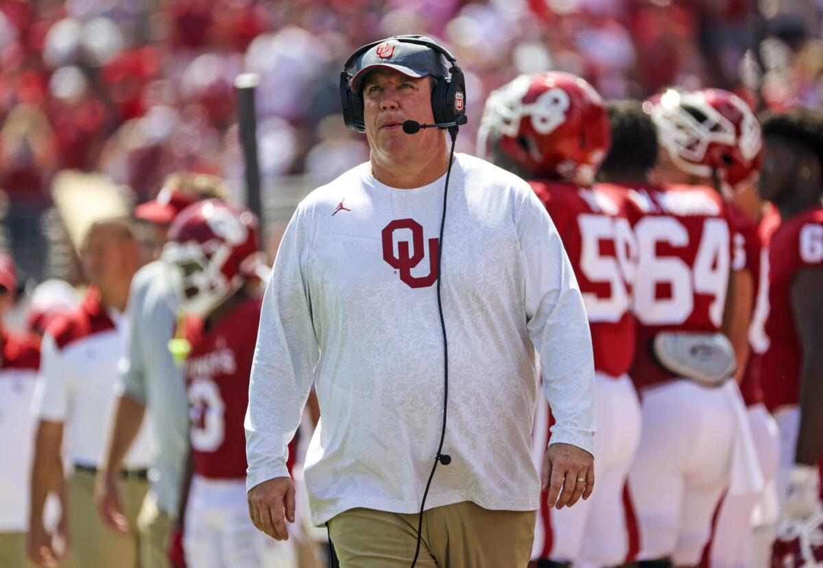 Oklahoma veteran offensive lineman enters transfer portal