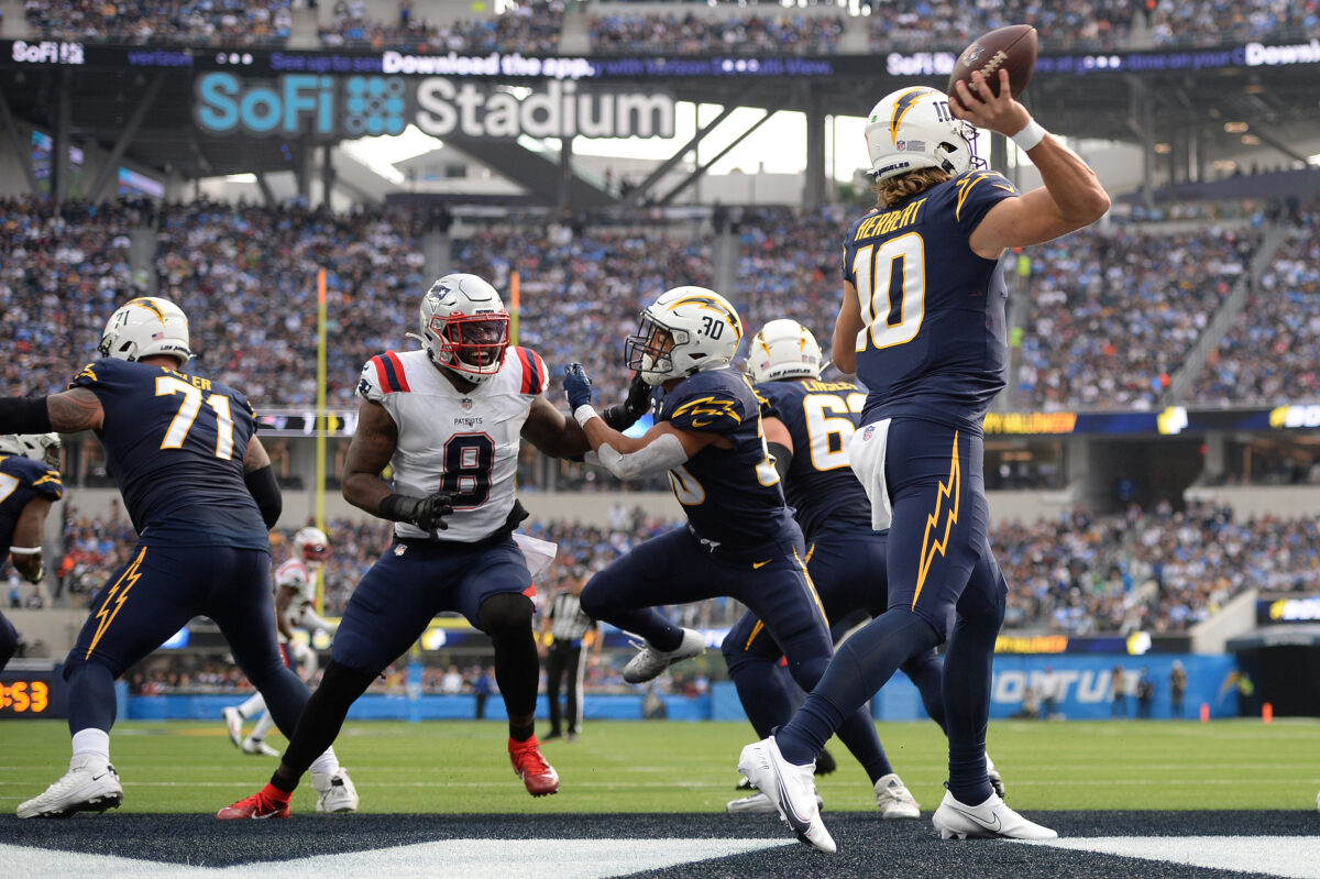 Statistical Breakdown: How the Chargers and Patriots stack up before Week 17 game