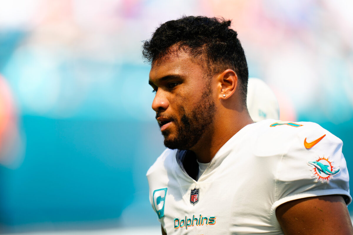 Dolphins QB Tua Tagovailoa warns that he has armed security guards at his house