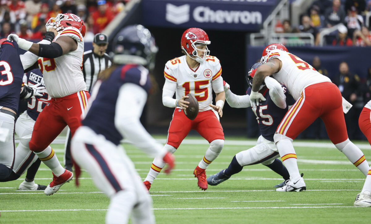 Report: Chiefs QB Patrick Mahomes to start vs. Texans in Week 16