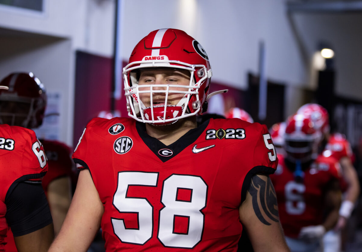 Former UGA OL withdraws from portal after UNC hires Bill Belichick