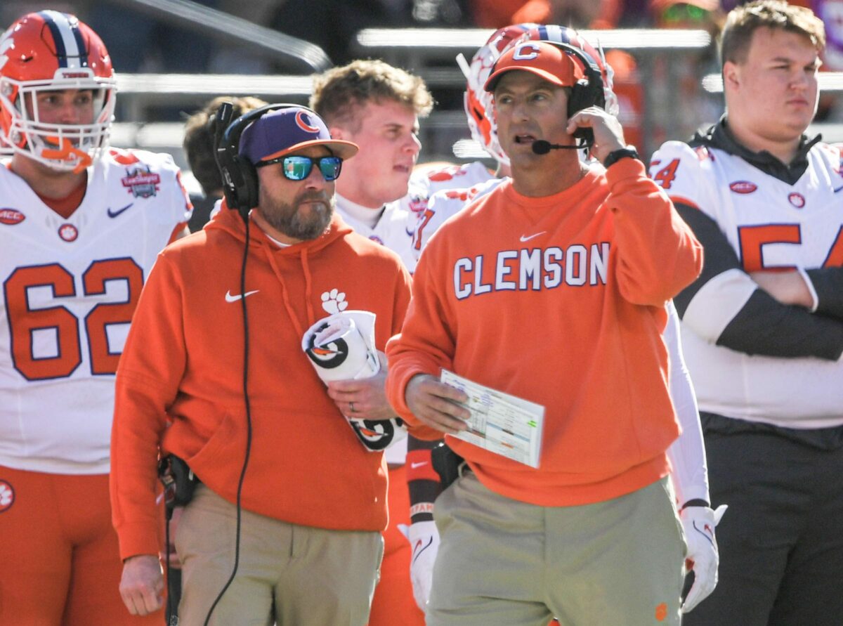 ESPN analyst makes score prediction for Clemson vs. Texas