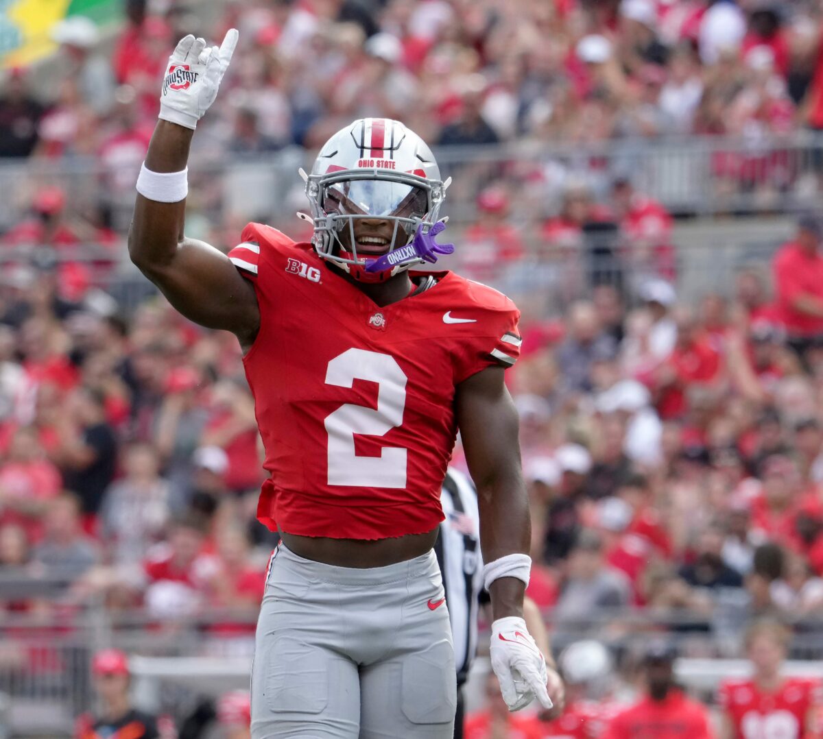 Ohio State defensive back earns prestigious conference award