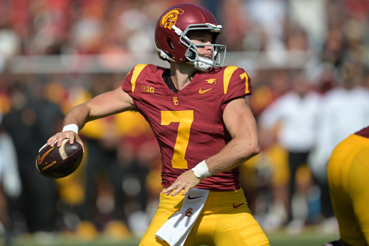 Auburn named a potential landing spot for former USC quarterback Miller Moss